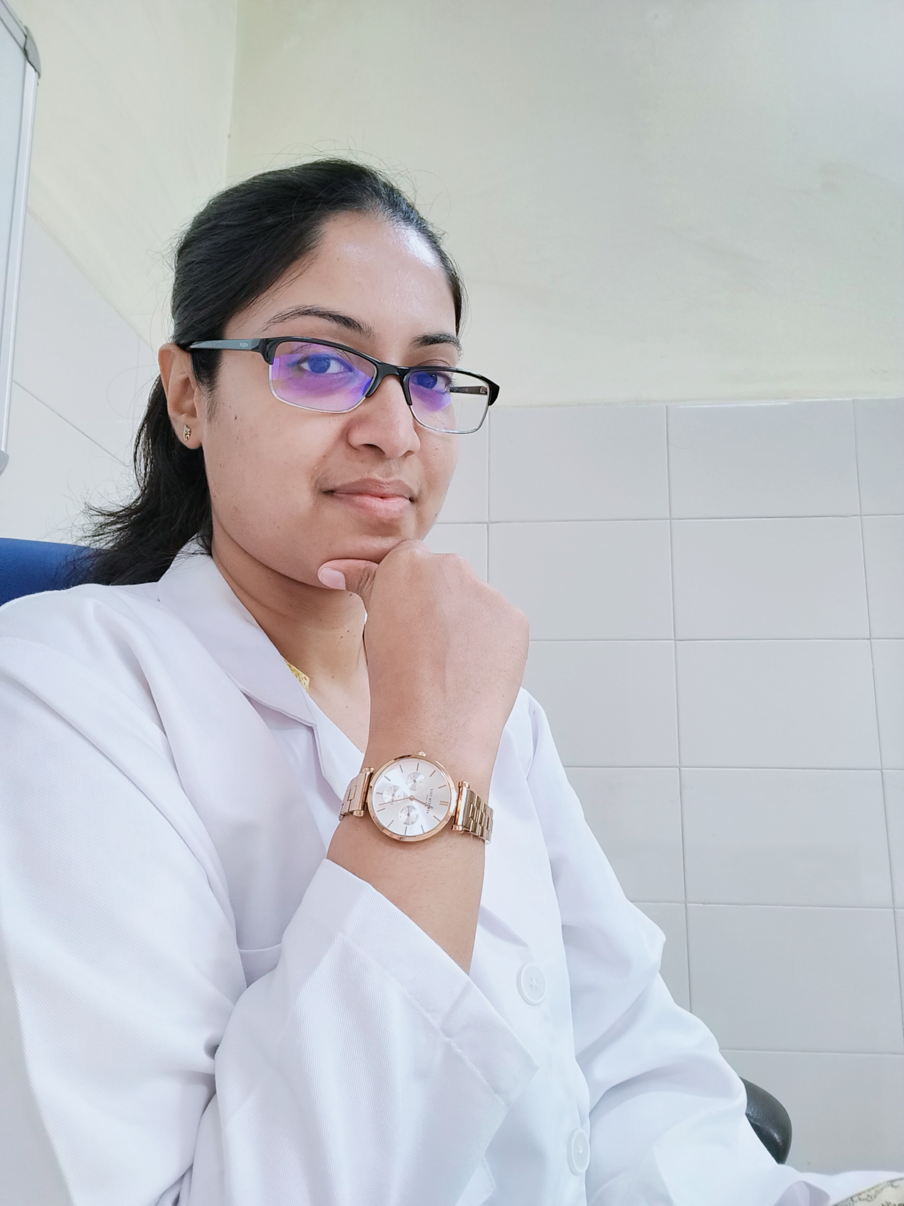 Dr. Dr. Swati Saha